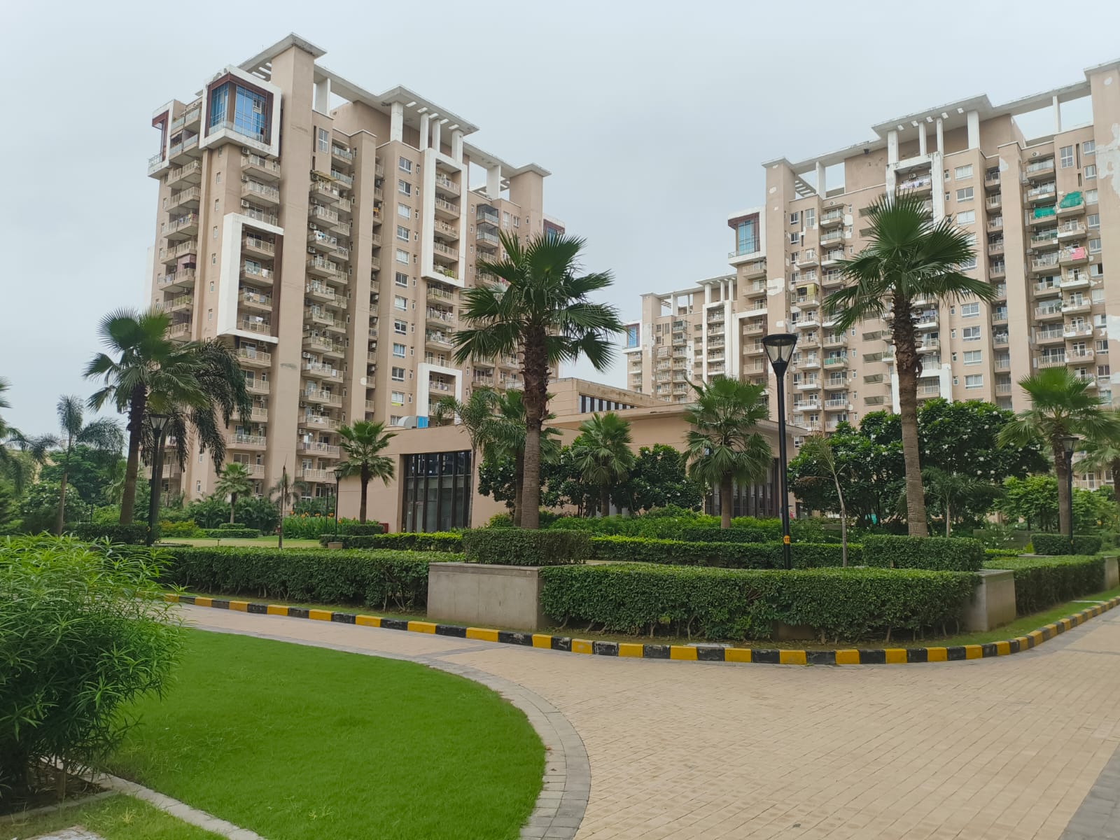 Emaar Palm Gardens: Everyday Living & Mesmerising Balcony Views